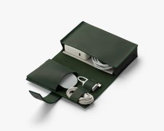 Leather Cable Organizer In Evergreen Color