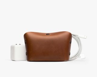 Power Adapter And Cord Organizer, Size M In Cognac Color