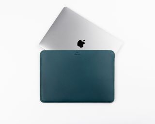 MacBook Air 13" 2022 Case In Ocean Blue Color