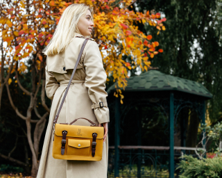 Leather Briefcase With Top Handle, Size M In Caramel Color