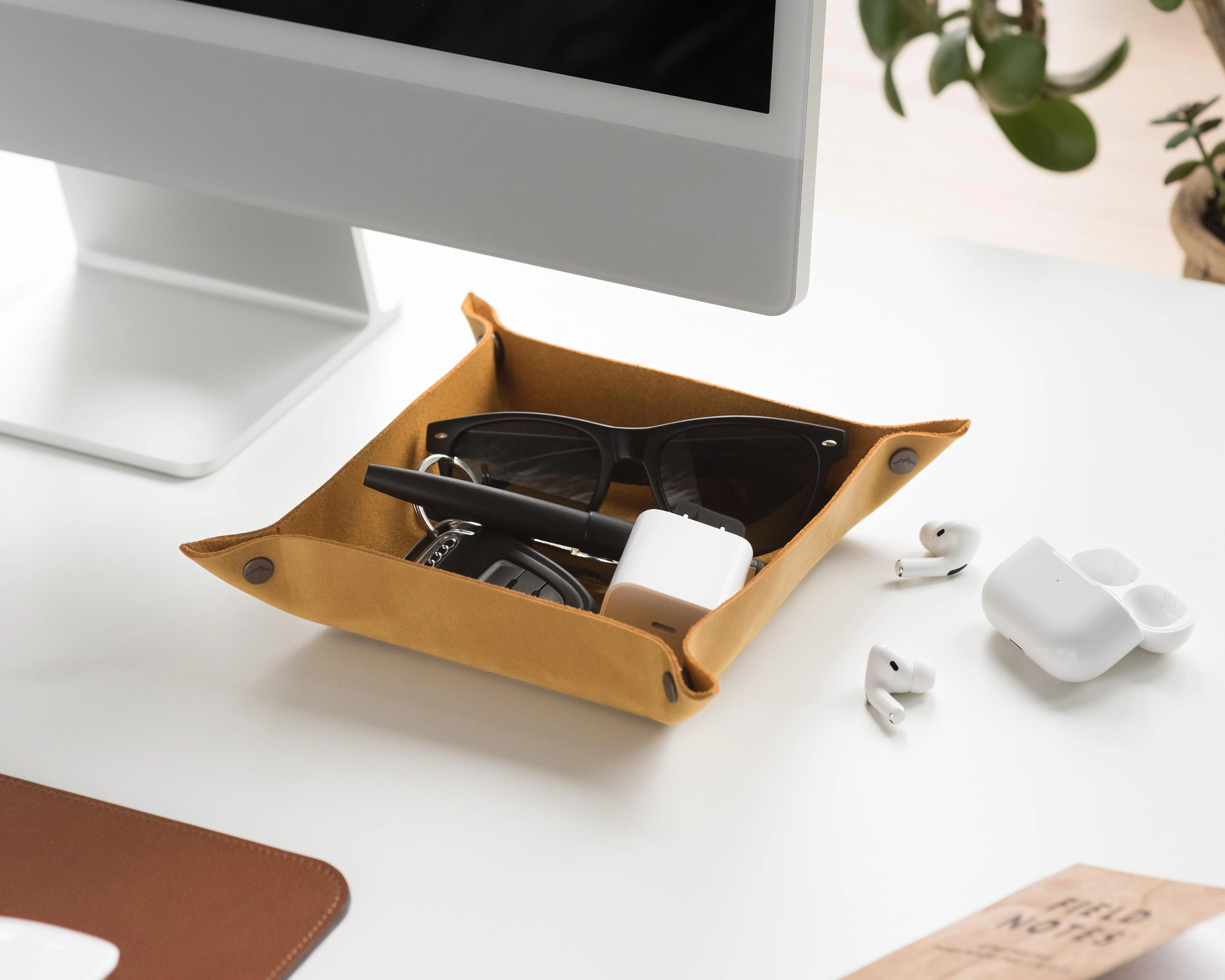 leather catch all tray