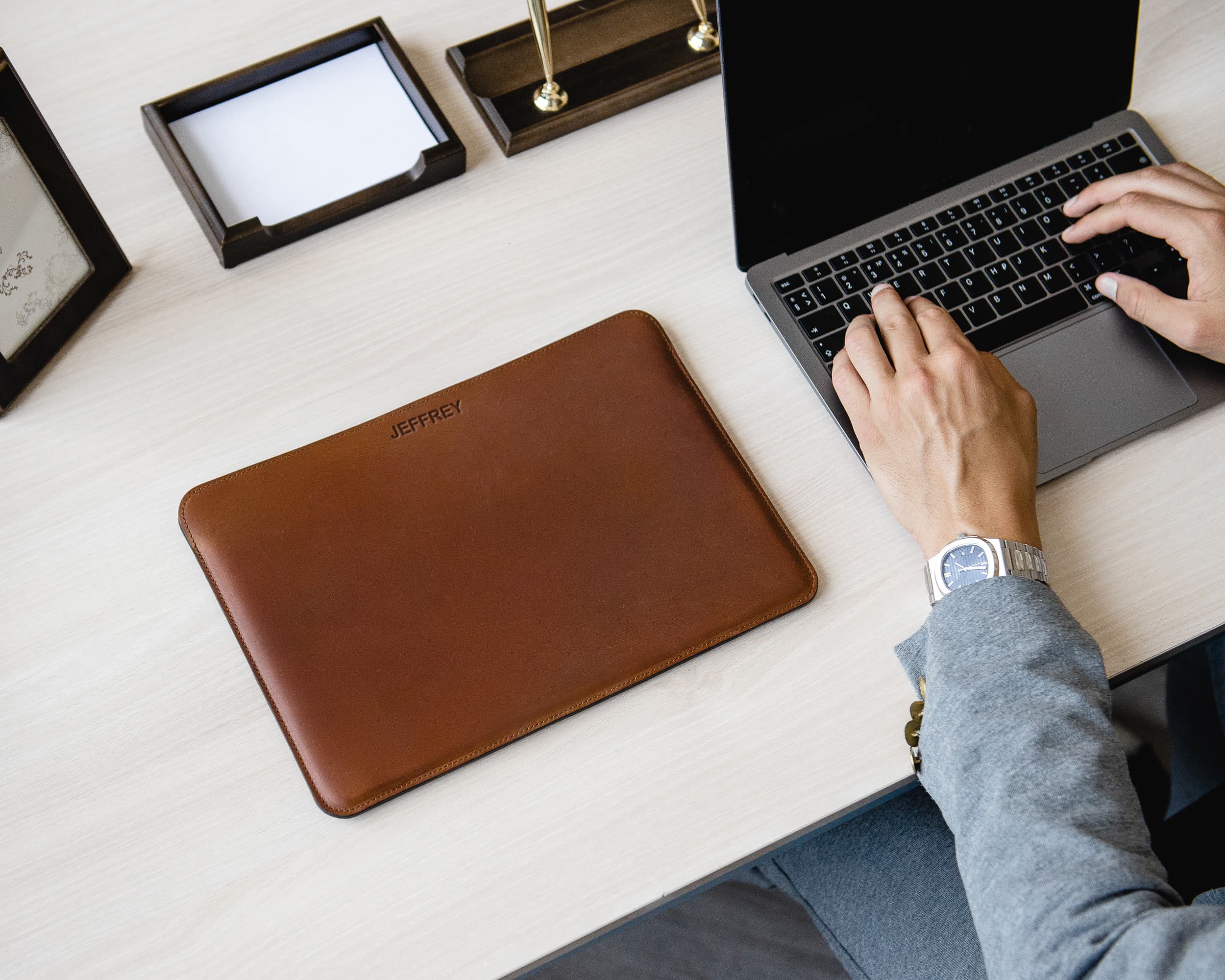 leather laptop case