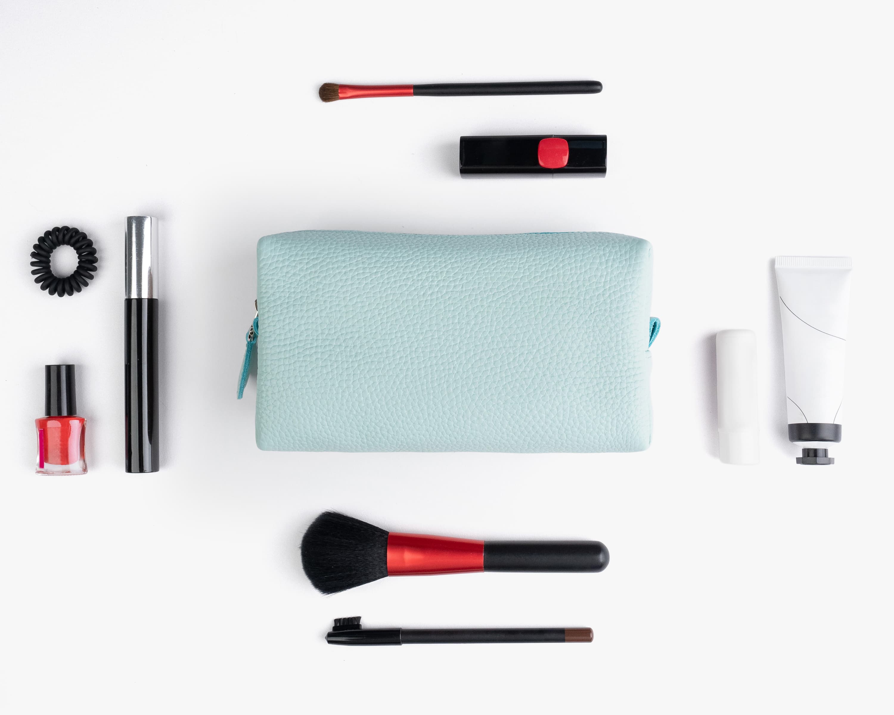 15 Essentials For Your Summer Makeup Bag - GoodTomiCha