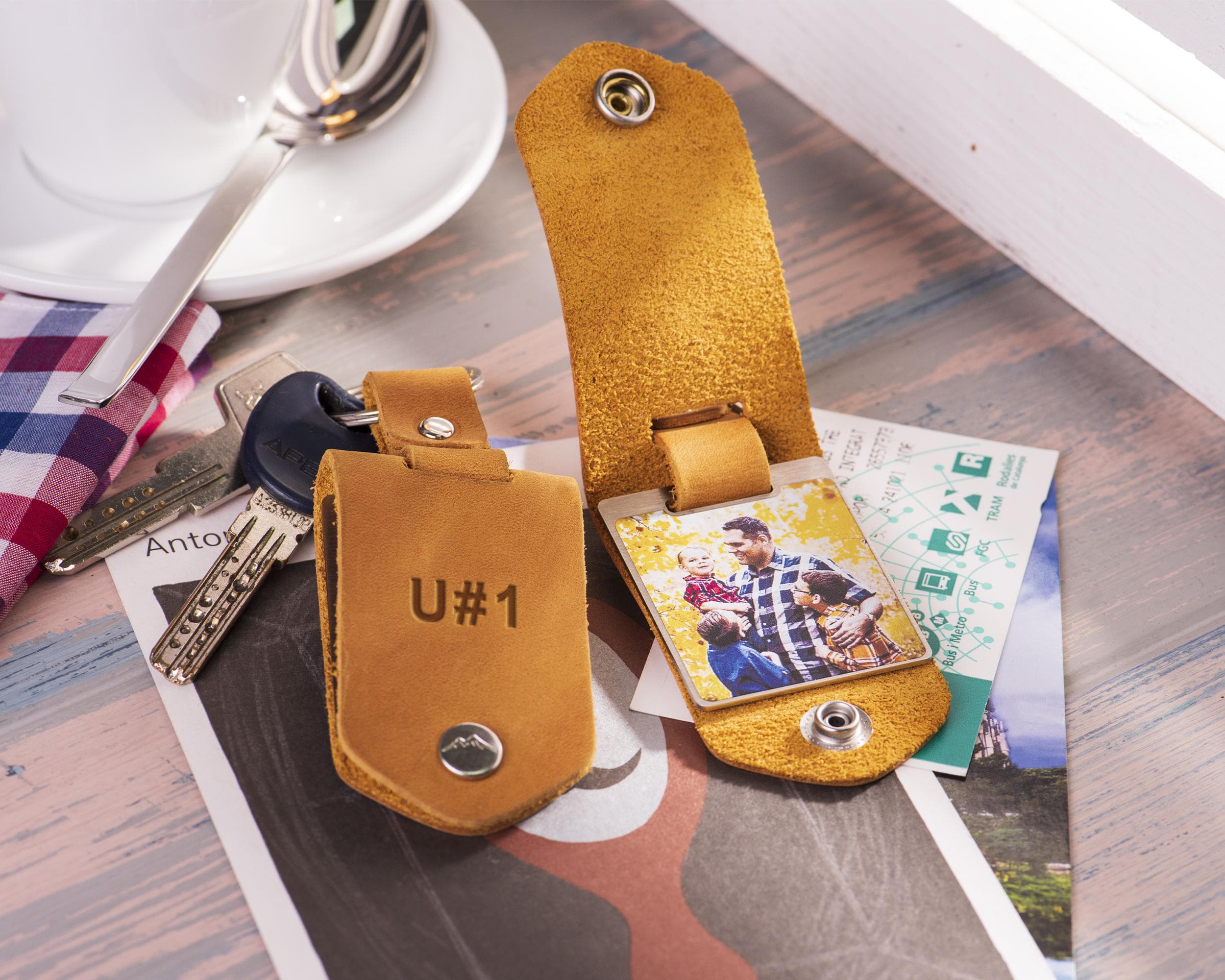 Leather photo keychain